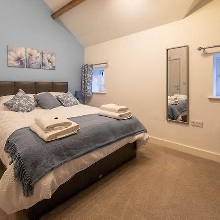 Caer Fedwen Barns Clwyd Cottage Two Bed, Barn Conversion With Private Hot Tub Bodfari Экстерьер фото