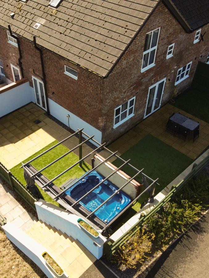 Caer Fedwen Barns Clwyd Cottage Two Bed, Barn Conversion With Private Hot Tub Bodfari Экстерьер фото